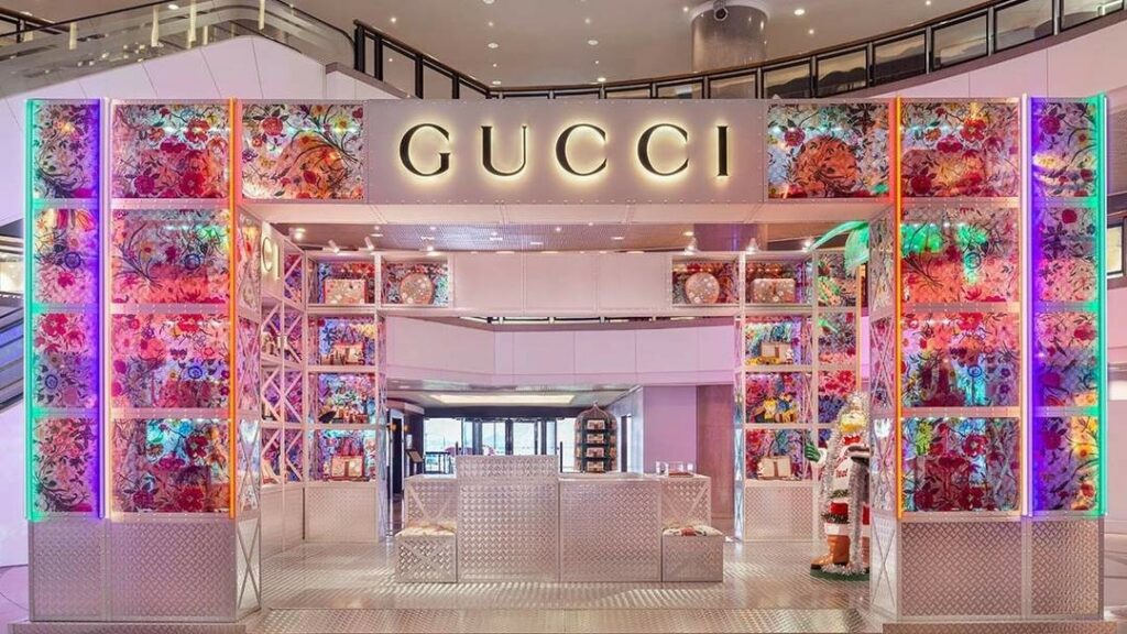 Gucci metaverse store