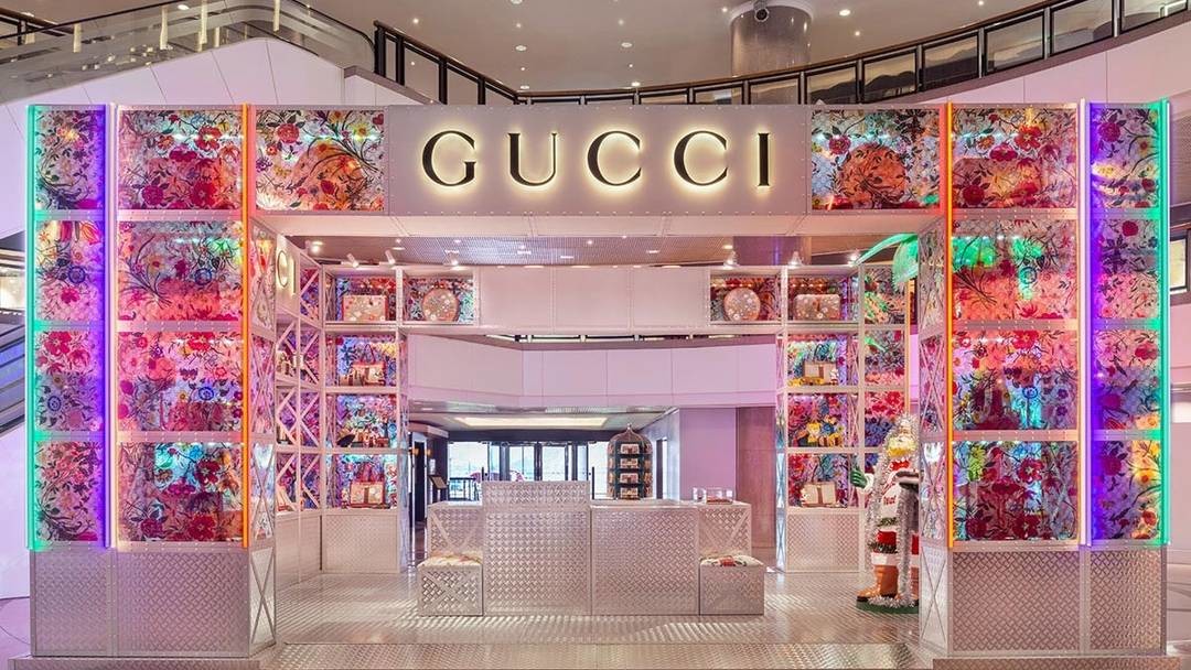 Gucci metaverse store